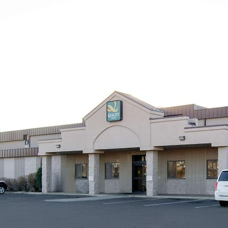 Quality Inn Bismarck I-94 Bagian luar foto