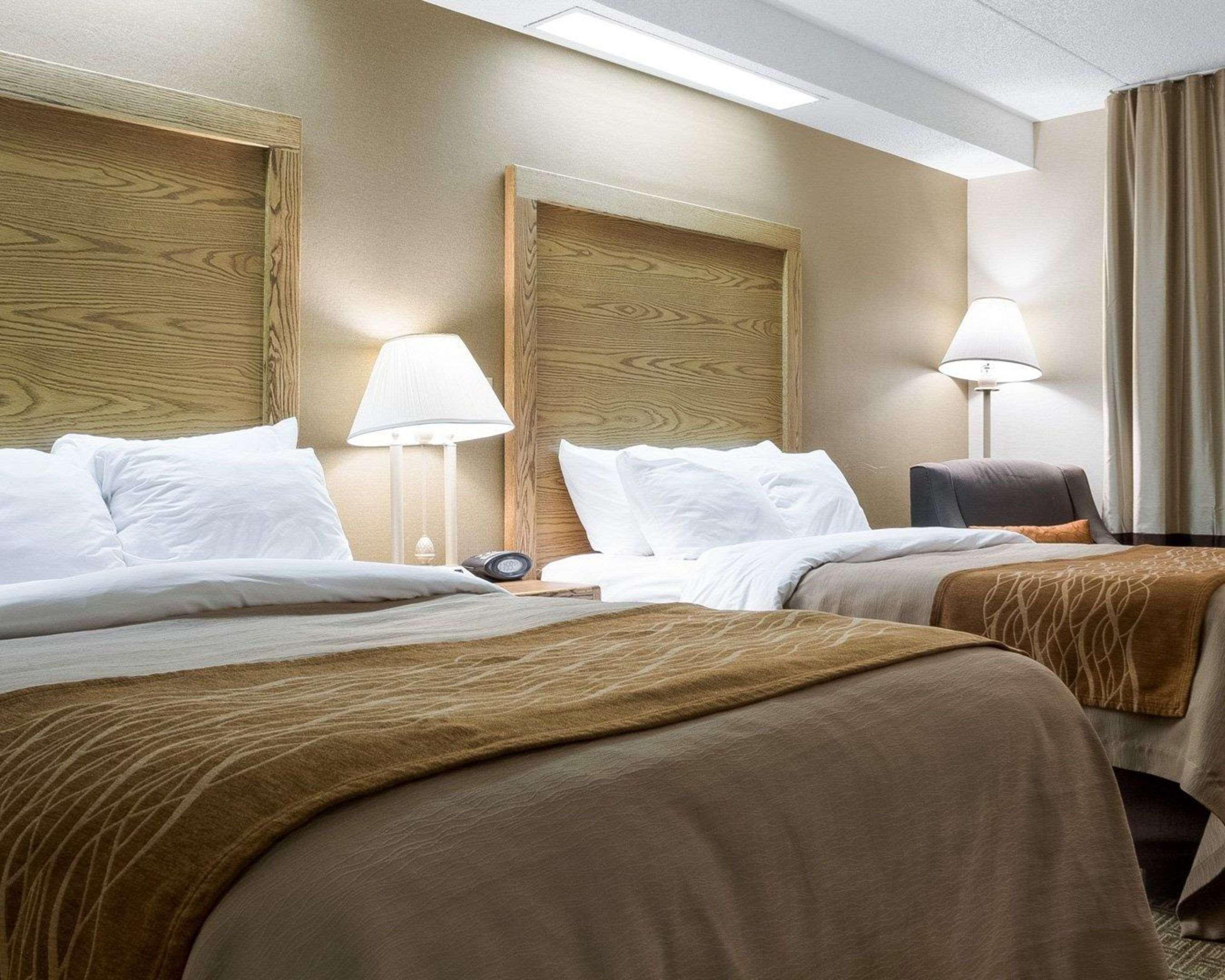 Quality Inn Bismarck I-94 Bagian luar foto