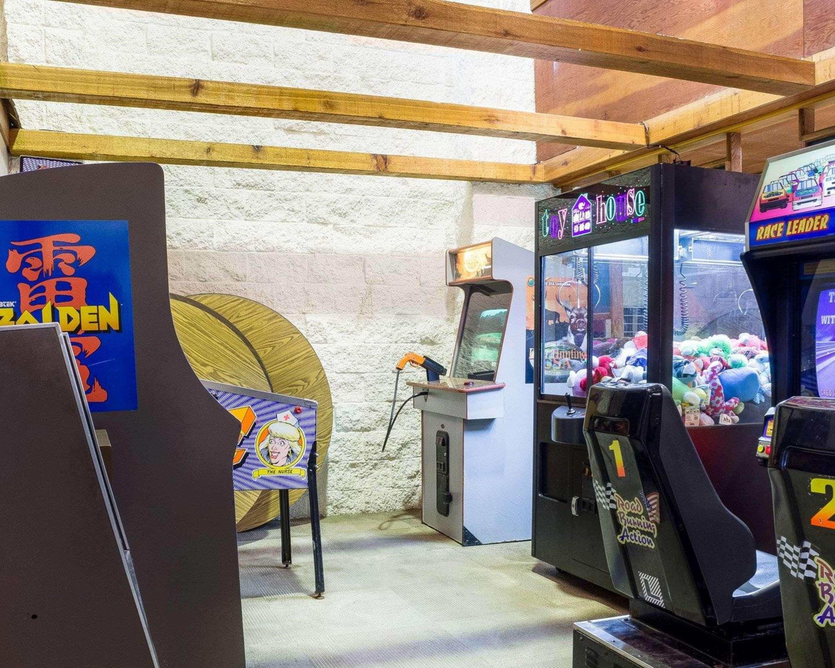 Quality Inn Bismarck I-94 Bagian luar foto