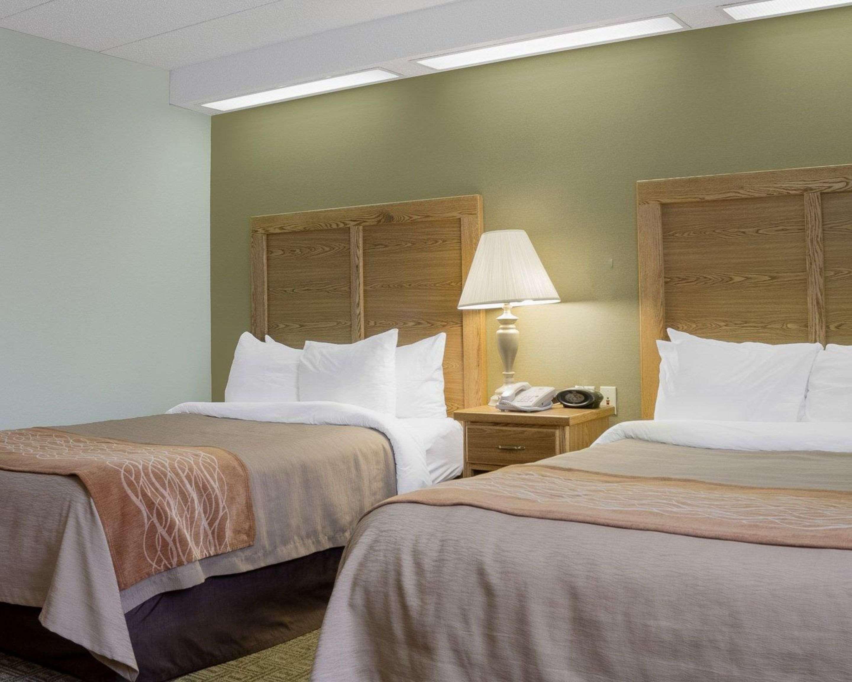 Quality Inn Bismarck I-94 Bagian luar foto