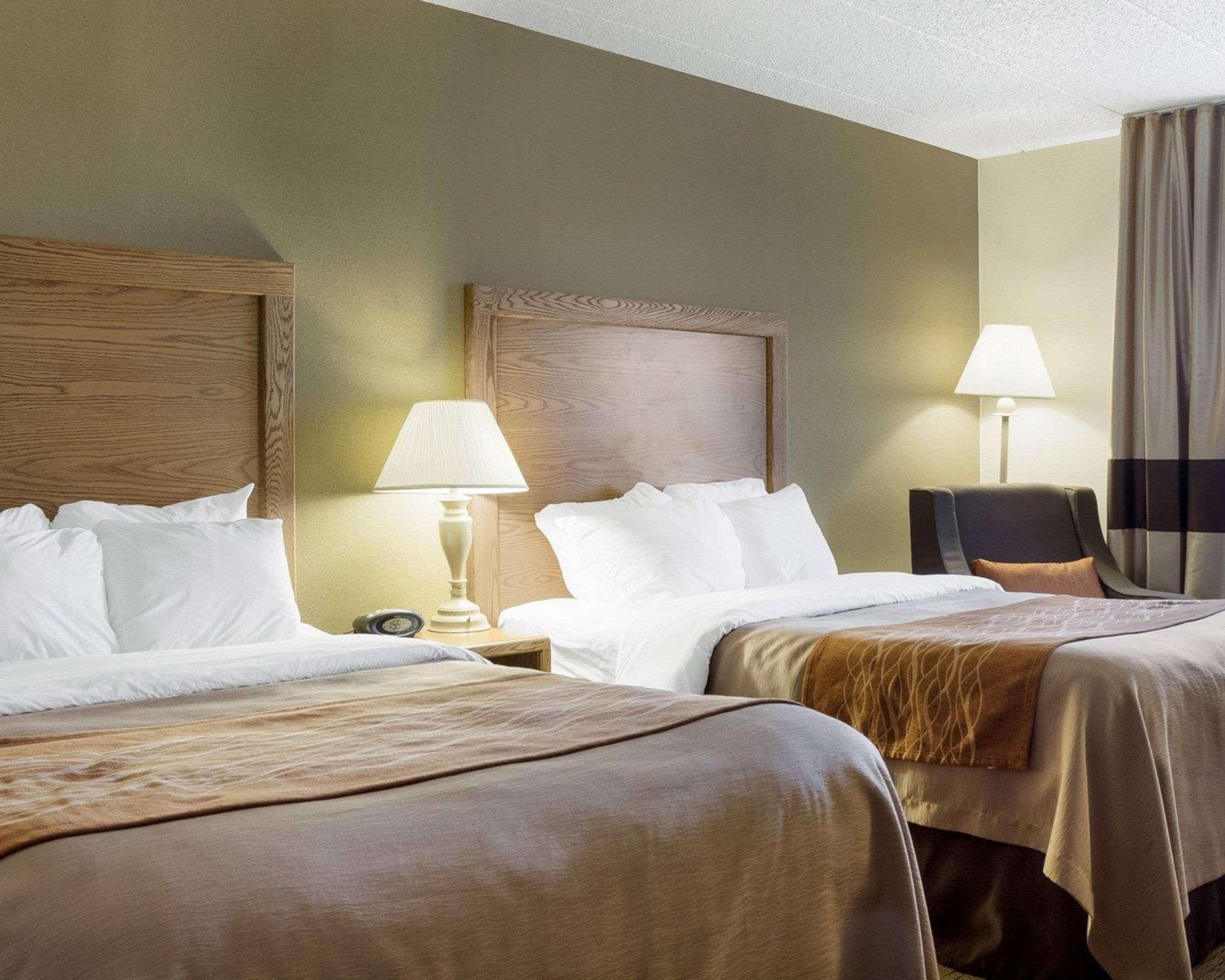Quality Inn Bismarck I-94 Bagian luar foto