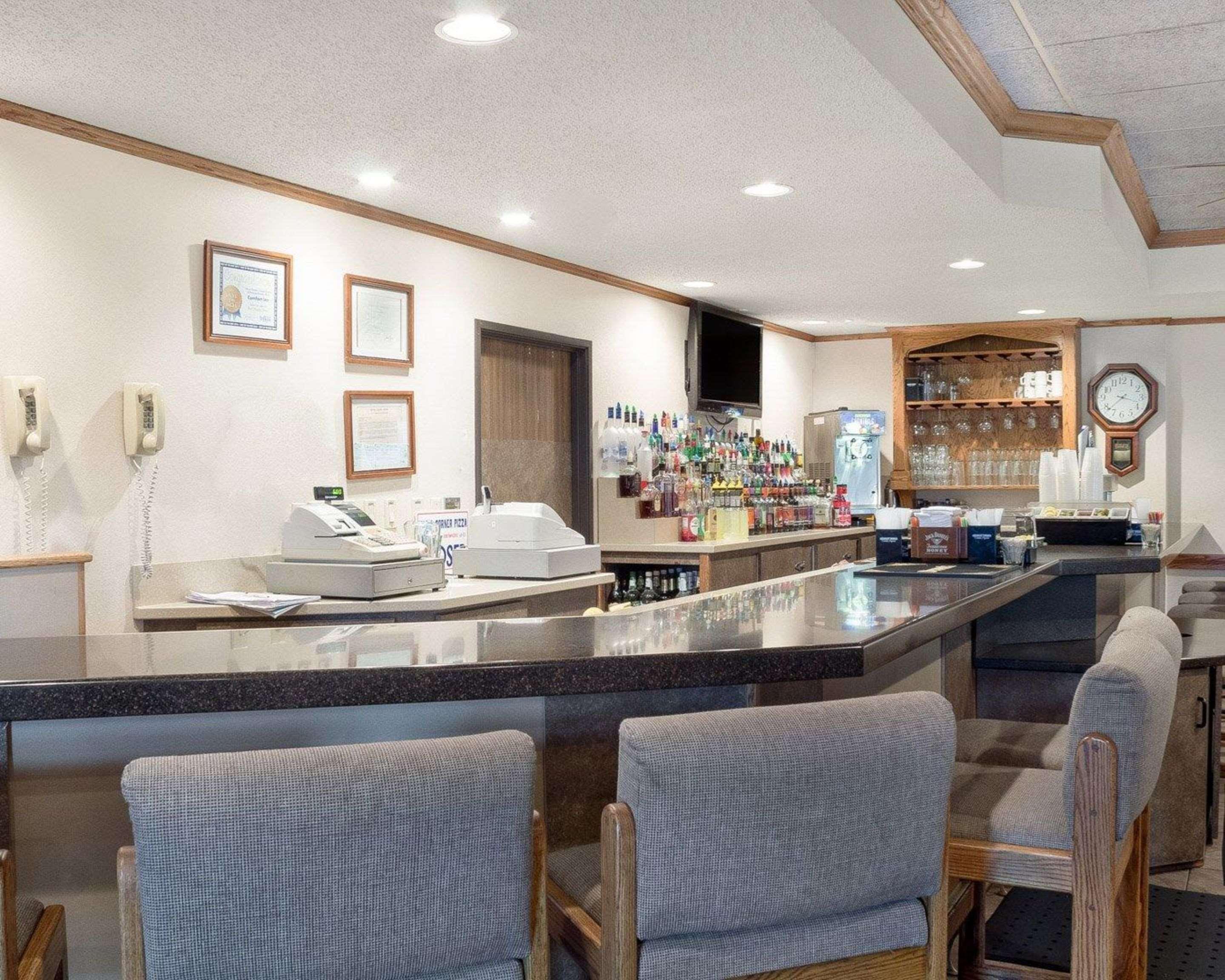 Quality Inn Bismarck I-94 Bagian luar foto