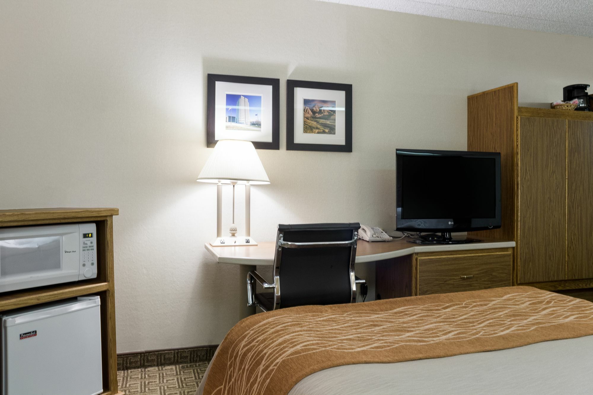 Quality Inn Bismarck I-94 Bagian luar foto